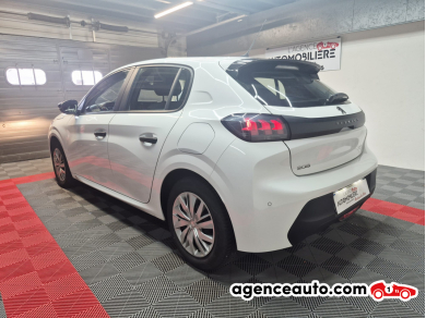 Peugeot 208 — 7