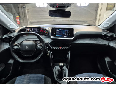 Peugeot 208 — 14