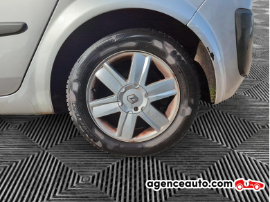 Renault Scenic — 14
