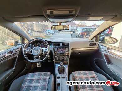 Volkswagen Golf — 10