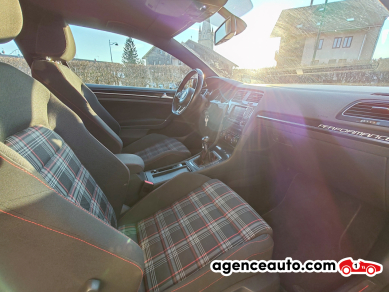 Volkswagen Golf — 20