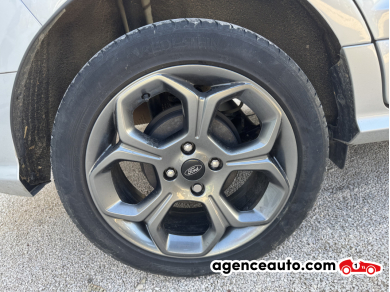 Ford Ecosport — 19