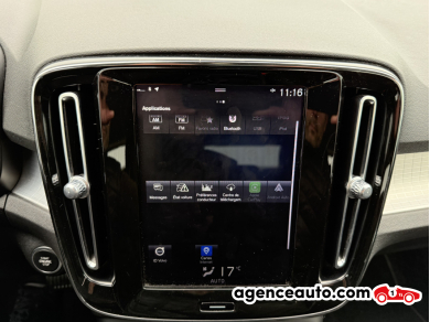 Volvo VOLVO XC40 — 22