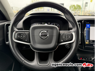 Volvo VOLVO XC40 — 17
