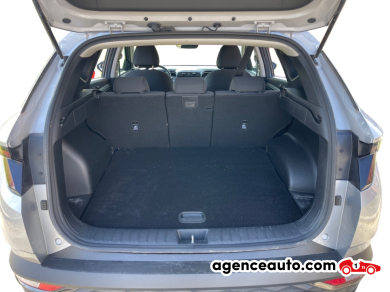 Hyundai Tucson — 16