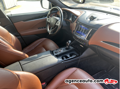 Maserati Levante — 10