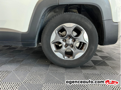Jeep Renegade — 24