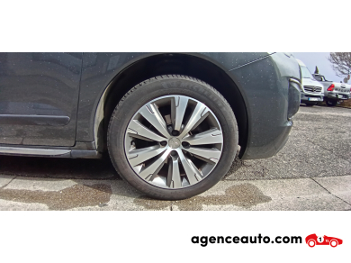 Peugeot 3008 — 24