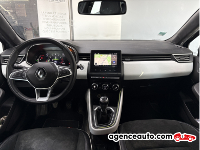 Renault Clio — 12