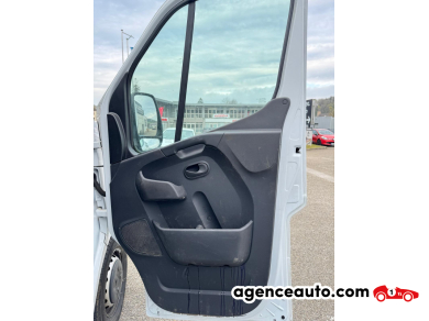 Renault Master — 18