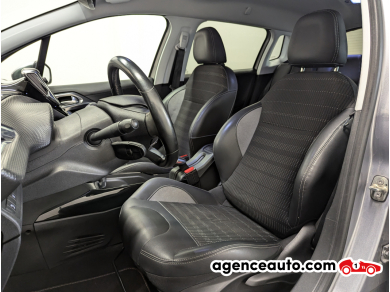 Peugeot 2008 — 8