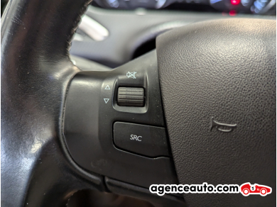 Peugeot 2008 — 17