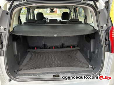 Peugeot 5008 — 12