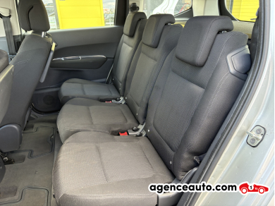 Peugeot 5008 — 11