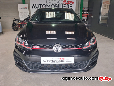 Volkswagen Golf — 3