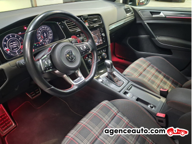 Volkswagen Golf — 15