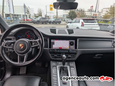 Porsche Macan — 13
