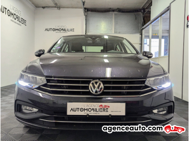 Volkswagen Passat — 2