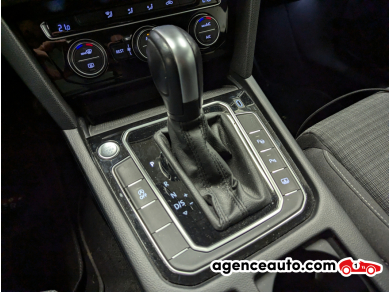 Volkswagen Passat — 20