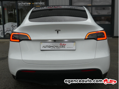 Tesla Model Y — 4