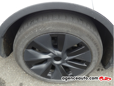 Tesla Model Y — 24