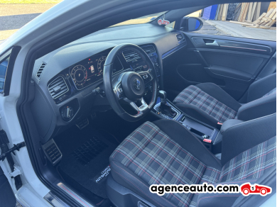 Volkswagen Golf — 11