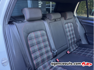 Volkswagen Golf — 22