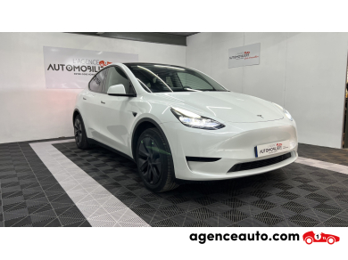 Tesla Model Y — 3