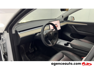 Tesla Model Y — 7