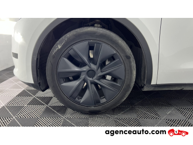 Tesla Model Y — 37