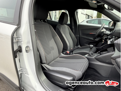 Peugeot 2008 — 11