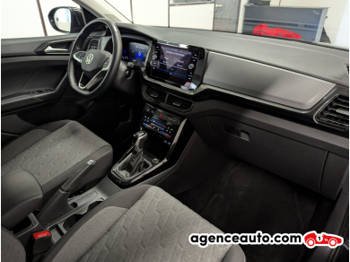 Volkswagen T-Cross — 10