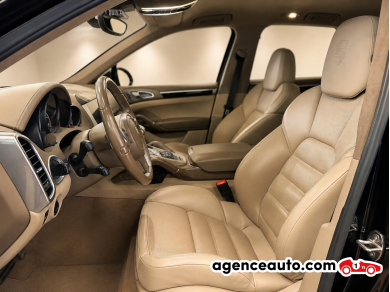 Porsche Cayenne — 10