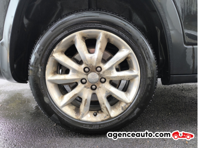 Chrysler JEEP CHEROKEE — 12