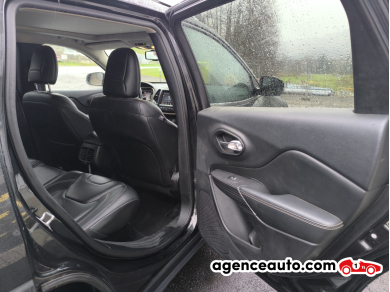 Chrysler JEEP CHEROKEE — 28
