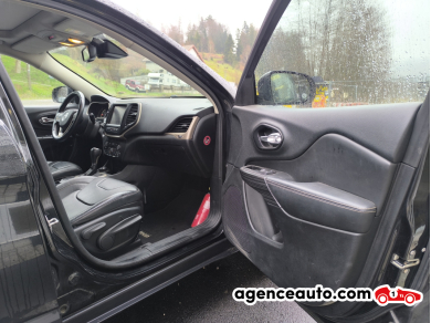 Chrysler JEEP CHEROKEE — 25