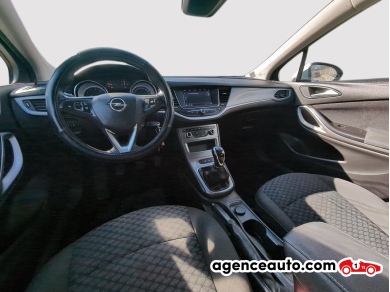 Opel Astra Sports Tourer — 11
