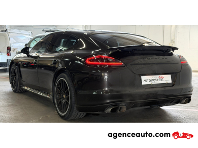 Porsche Panamera — 4