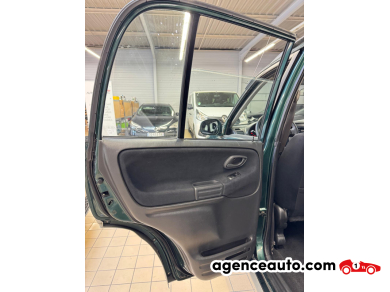 Suzuki Grand Vitara — 25