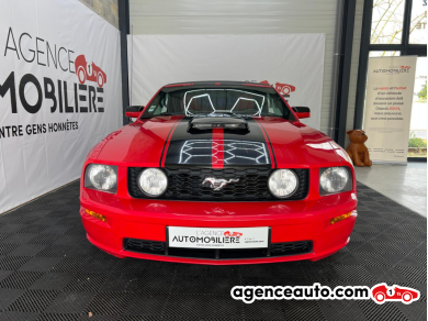 Ford Mustang Convertible — 5