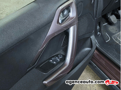 Peugeot 2008 — 29