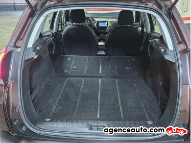 Peugeot 2008 — 10