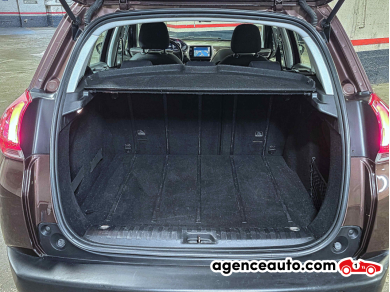 Peugeot 2008 — 9