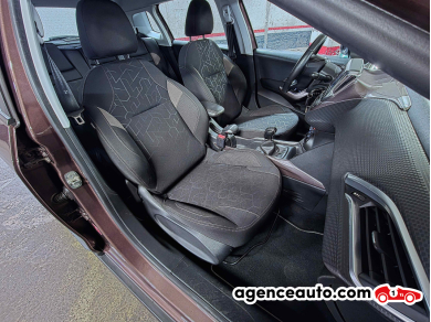Peugeot 2008 — 25