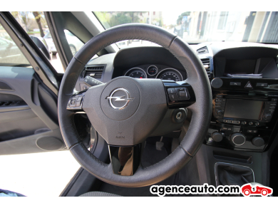 Opel Zafira — 12