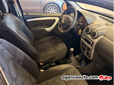 Dacia Sandero — 13