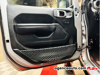 Jeep Wrangler Unlimited — 17