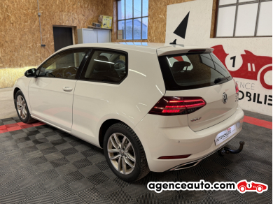 Volkswagen Golf — 3