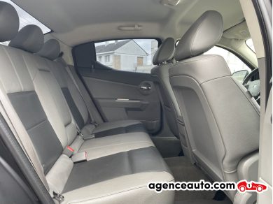 Dodge Avenger — 14