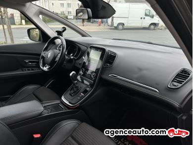 Renault Scenic — 12